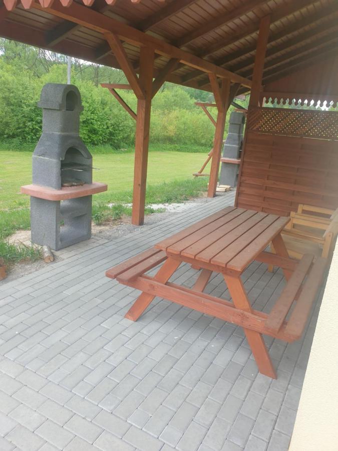 Domek W Bieszczadach U Ani Apartament 2 Orelec Exterior foto